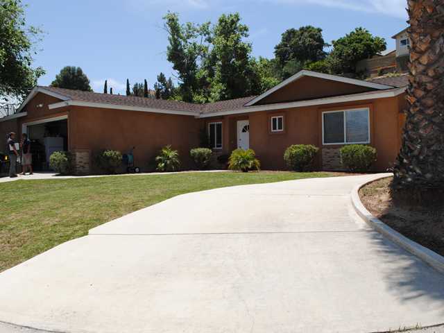 756 Worthington St, Spring Valley, CA 91977 photo 2