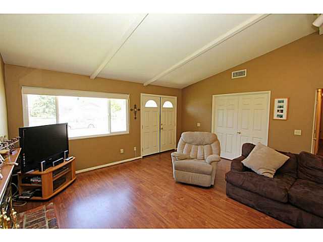 14589 Scarboro St, Poway, CA 92064 photo 8