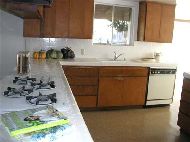 1602 Avocado Rd, Oceanside, CA 92054 photo 7