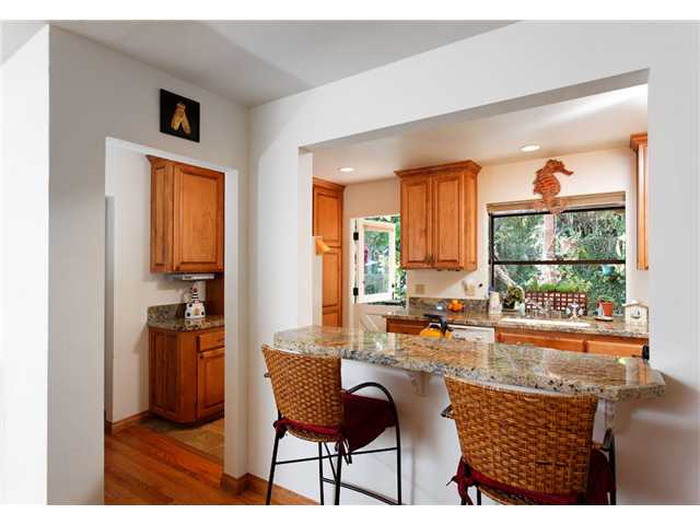 740 Arenas St, La Jolla, CA 92037 photo 6