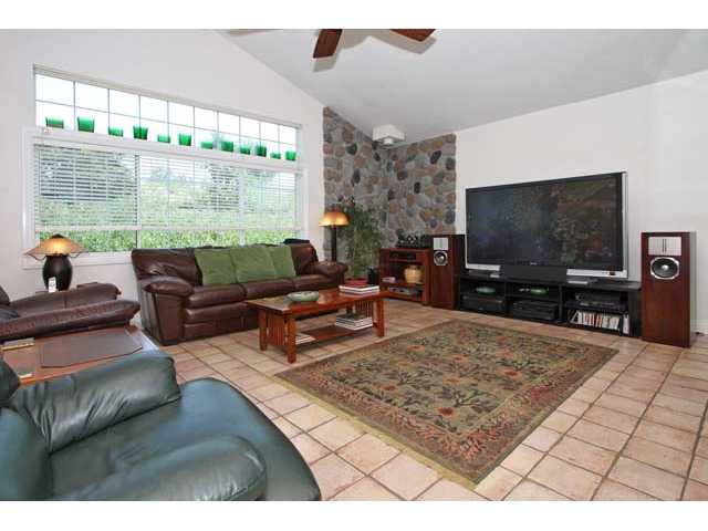 329 Sky Vis, Fallbrook, CA 92028 photo 8
