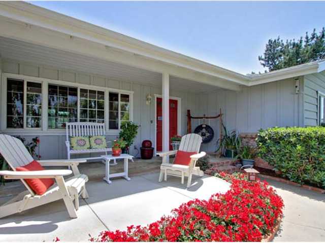 329 Sky Vis, Fallbrook, CA 92028 photo 3