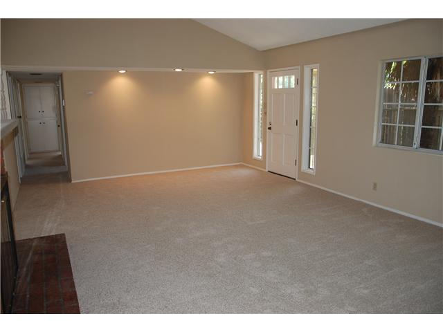 1012 Glenmere Rd, Vista, CA 92084 photo 5