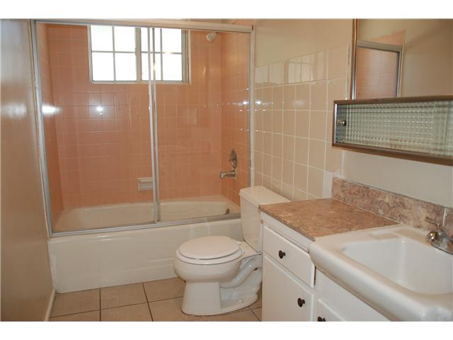 1012 Glenmere Rd, Vista, CA 92084 photo 10