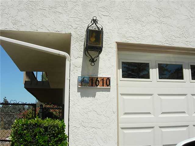 1610 Skyhawk Rd, Escondido, CA 92029 photo 4