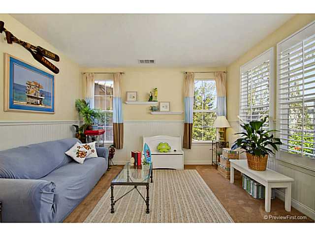2555 Ingleton Ave, Carlsbad, CA 92009 photo 3