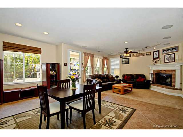 2555 Ingleton Ave, Carlsbad, CA 92009 photo 7