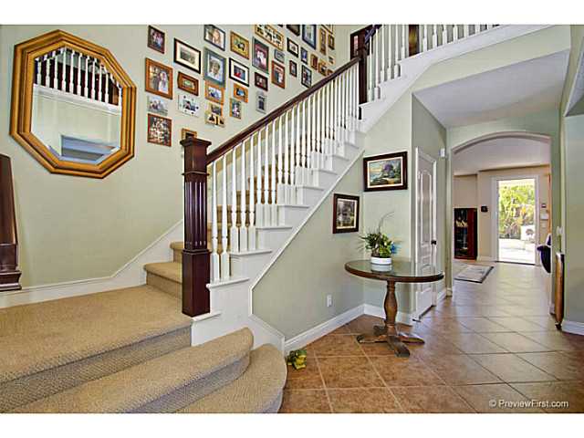 2555 Ingleton Ave, Carlsbad, CA 92009 photo 2