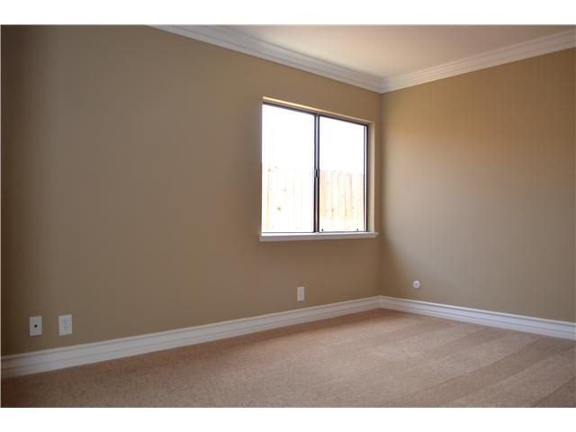 157 Linaza Ln, Spring Valley, CA 91977 photo 8