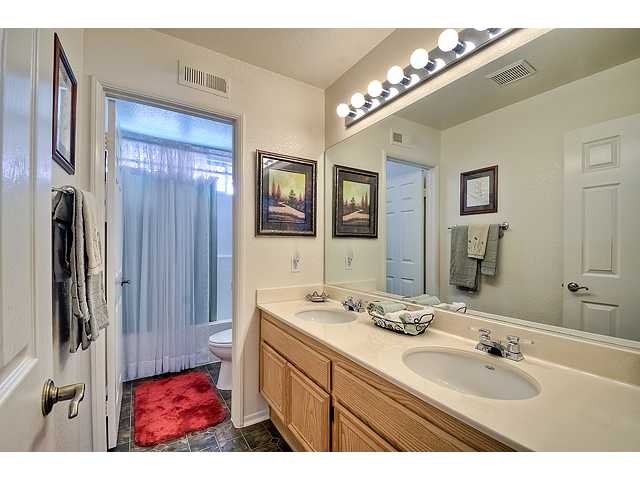 407 Calle Corazon, Oceanside, CA 92057 photo 18