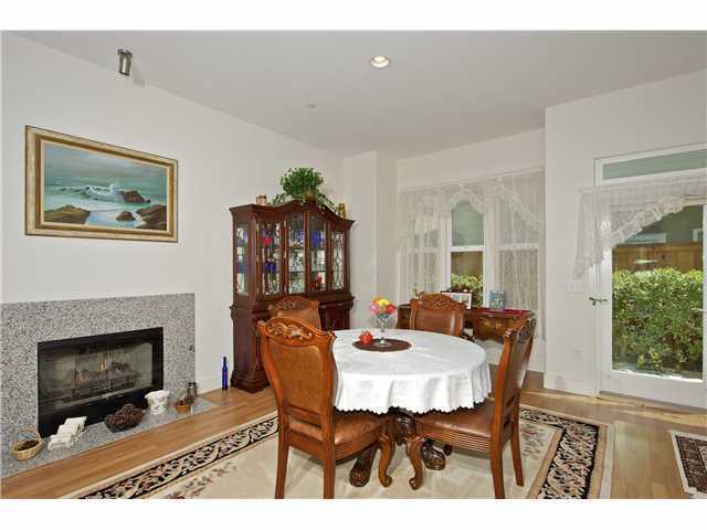 325 D Ave, Coronado, CA 92118 photo 3