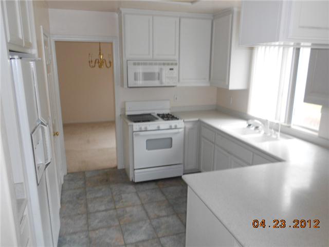 2247 Sunset Dr, Escondido, CA 92025 photo 6