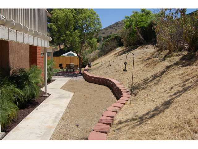 11073 Collinwood Dr, Santee, CA 92071 photo 18
