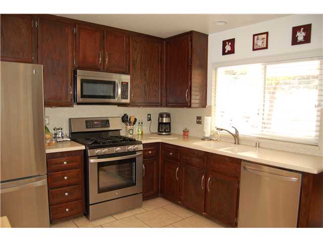 11073 Collinwood Dr, Santee, CA 92071 photo 4