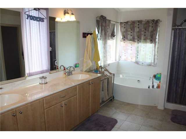 8575 Prospect Ct, Santee, CA 92071 photo 7