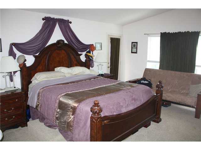 8575 Prospect Ct, Santee, CA 92071 photo 6