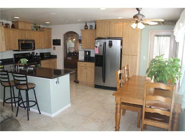 8575 Prospect Ct, Santee, CA 92071 photo 4