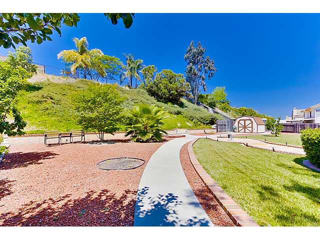 1315 Darwin Dr, Oceanside, CA 92056 photo 22