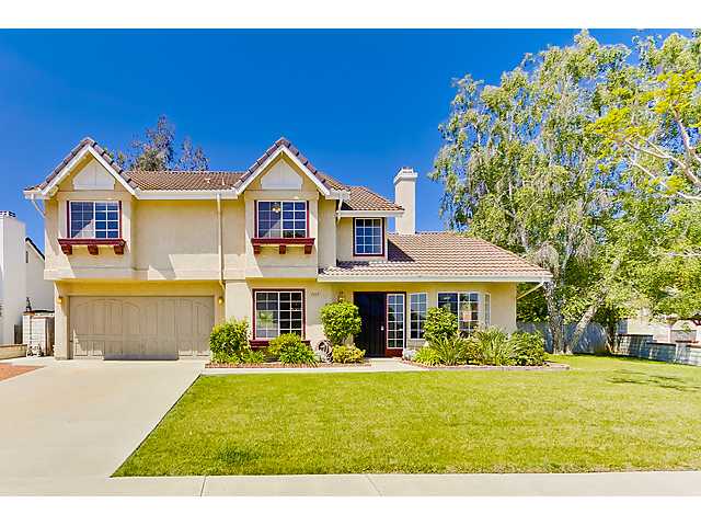 1315 Darwin Dr, Oceanside, CA 92056 photo 2