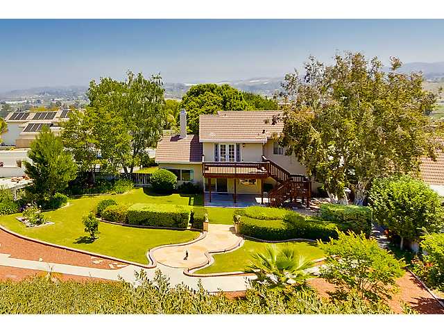 1315 Darwin Dr, Oceanside, CA 92056 photo 1
