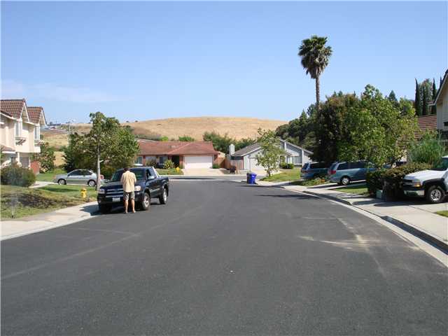 1437 Eastview Ct, Oceanside, CA 92056 photo 5