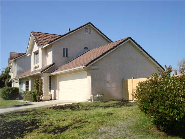 1437 Eastview Ct, Oceanside, CA 92056 photo 3
