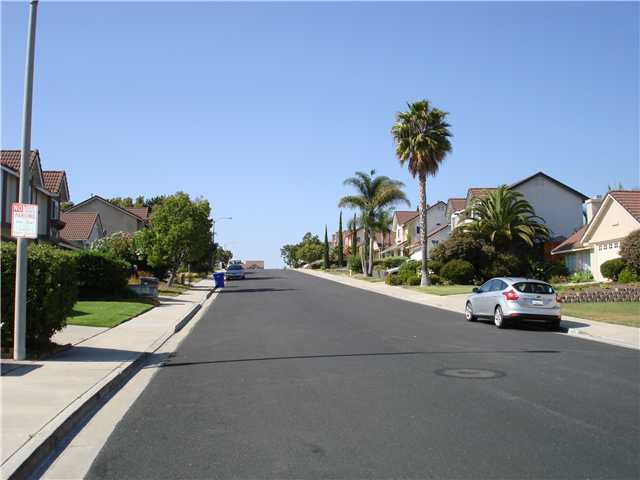 1437 Eastview Ct, Oceanside, CA 92056 photo 4