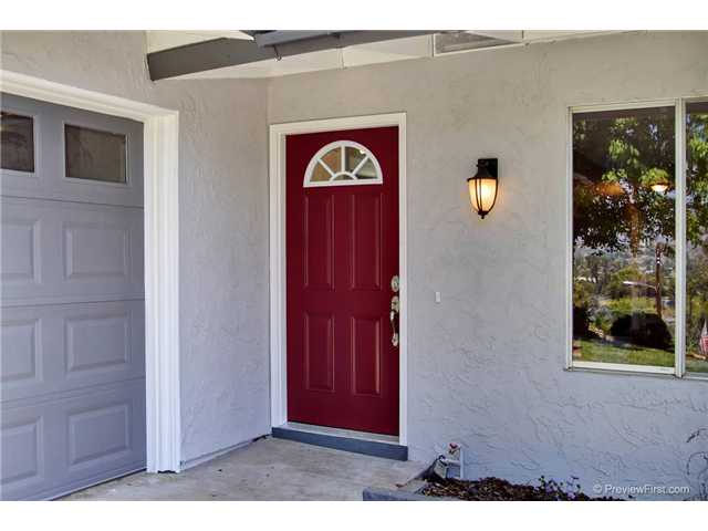 8728 Vanguard Pl, Lakeside, CA 92040 photo 2