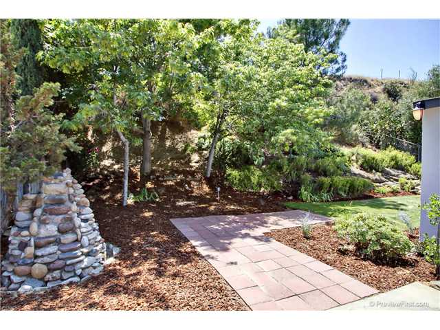8728 Vanguard Pl, Lakeside, CA 92040 photo 17