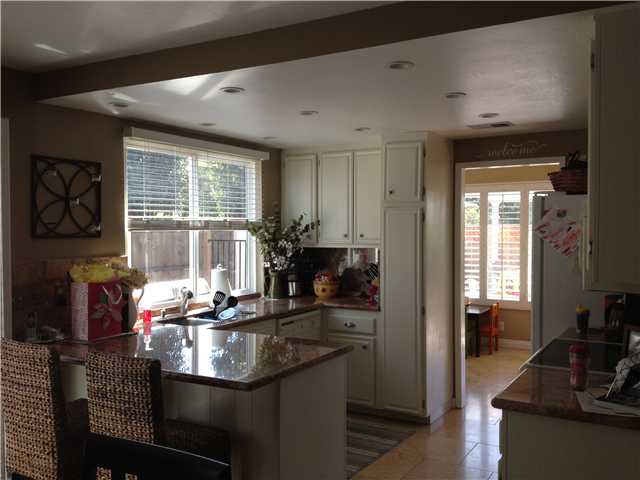 9502 Amster Dr, Santee, CA 92071 photo 2