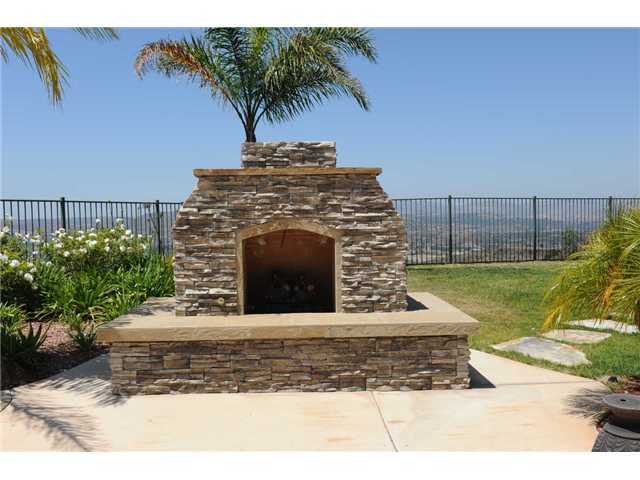 5719 Mara Villa St, Santee, CA 92071 photo 9