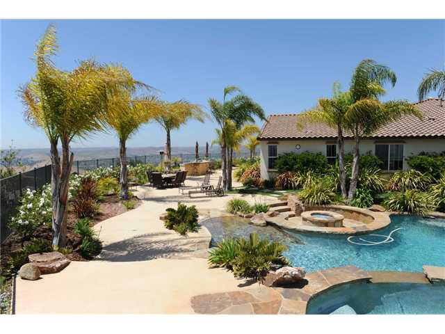 5719 Mara Villa St, Santee, CA 92071 photo 4