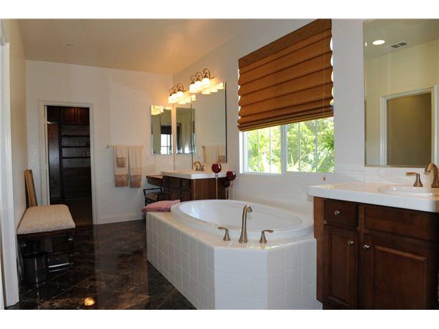 5719 Mara Villa St, Santee, CA 92071 photo 16