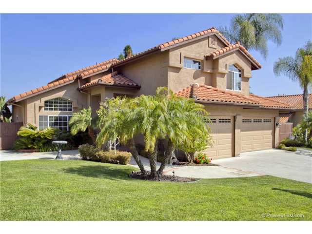 5154 Silver Bluff Dr, Oceanside, CA 92057 photo 2