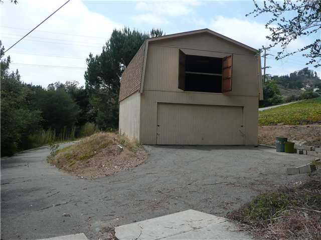 3341 Sunset Dr, Fallbrook, CA 92028 photo 4