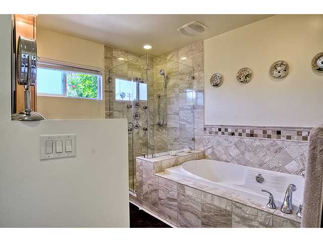 1717 Summit Dr, Escondido, CA 92027 photo 11