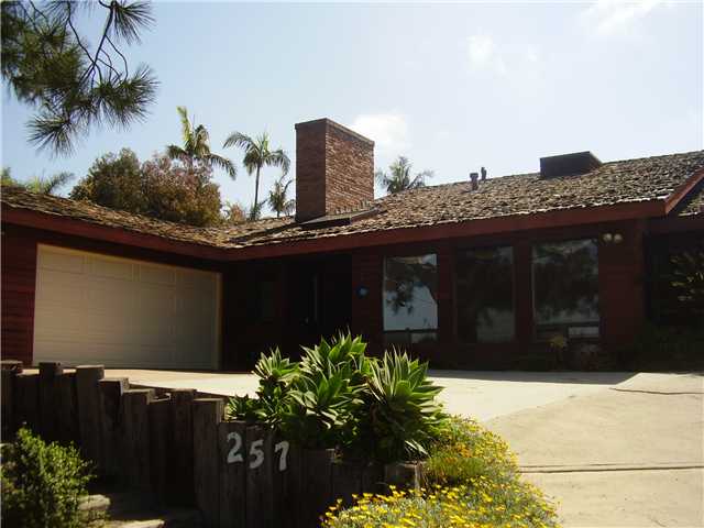 257 Sunset Dr, Encinitas, CA 92024 photo 2