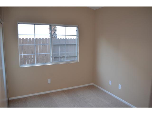 335 E Indian Rock Rd, Vista, CA 92084 photo 9