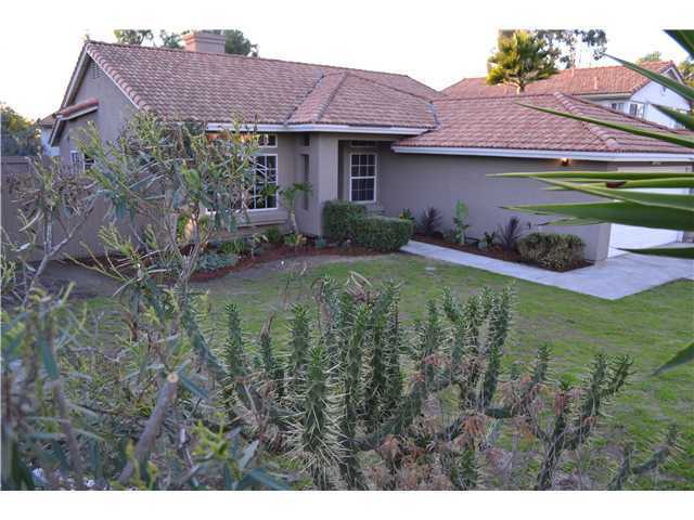 335 E Indian Rock Rd, Vista, CA 92084 photo 1
