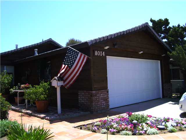 8014 Poplin Dr, Santee, CA 92071 photo 3