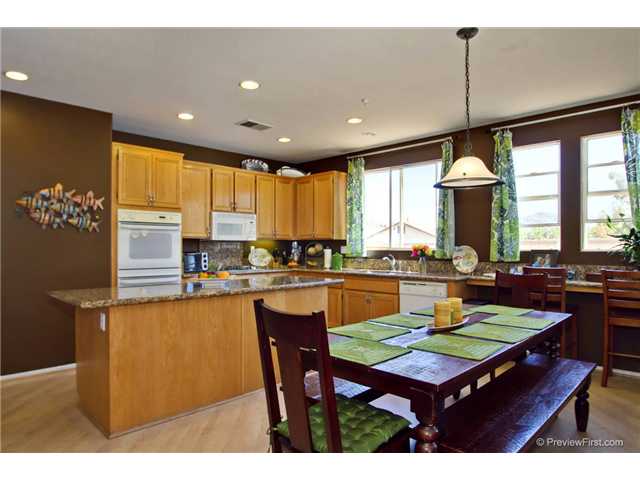 23574 Encina Corte St, Ramona, CA 92065 photo 10