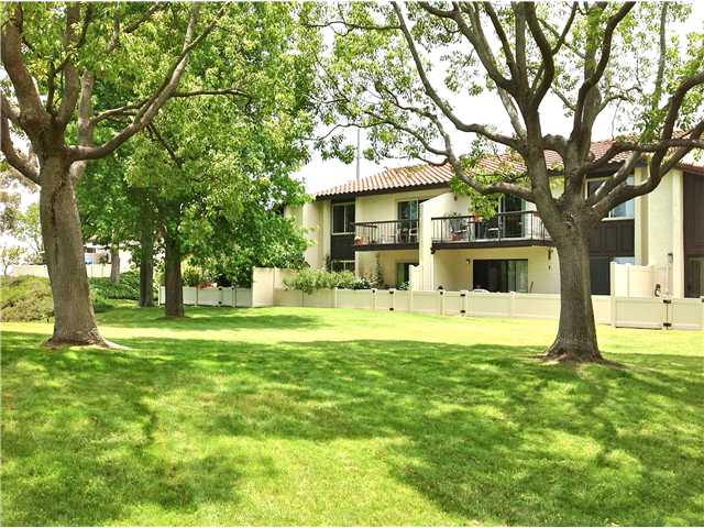 1976 Fairlee Dr, Encinitas, CA 92024 photo 2