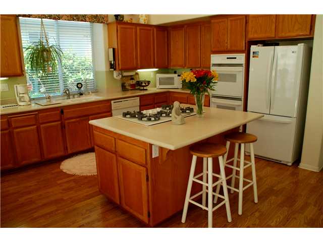 5079 Palmera Dr, Oceanside, CA 92056 photo 2