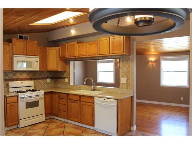 2617 Mesa Dr, Oceanside, CA 92054 photo 2