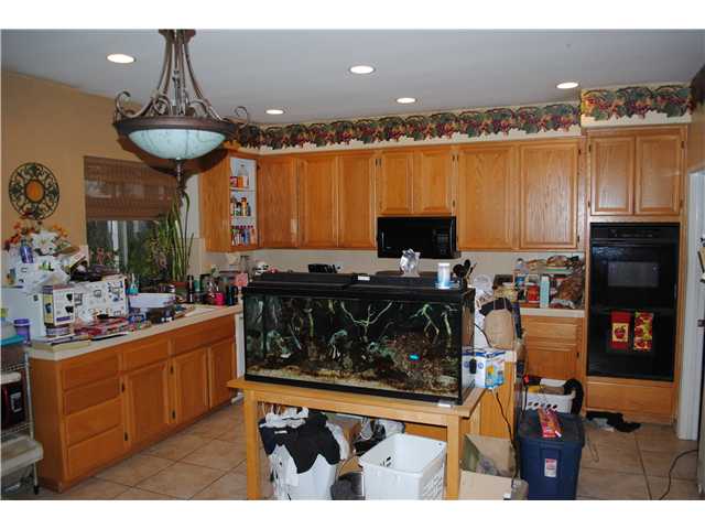 1543 Saran Ct, Oceanside, CA 92056 photo 3