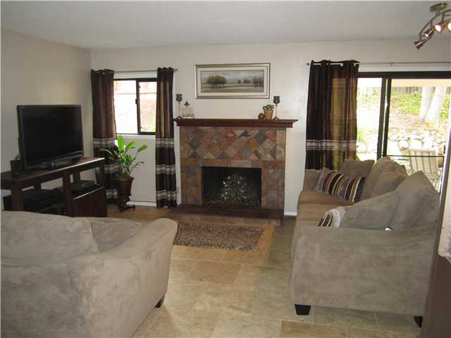 12541 Glenoak Rd, Poway, CA 92064 photo 2
