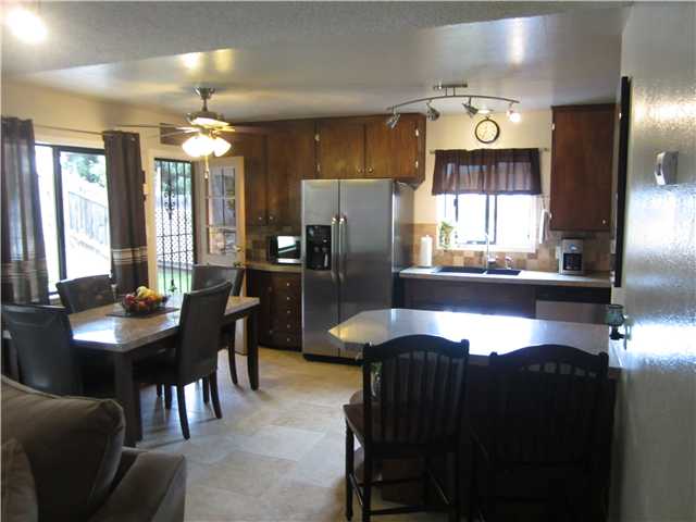 12541 Glenoak Rd, Poway, CA 92064 photo 4
