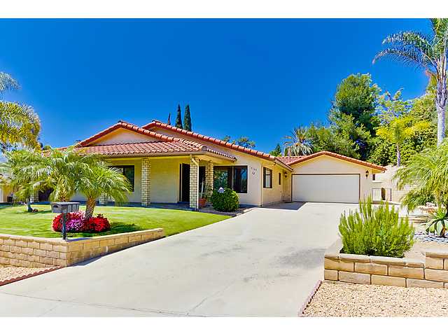 9140 Spice St, La Mesa, CA 91941 photo 1