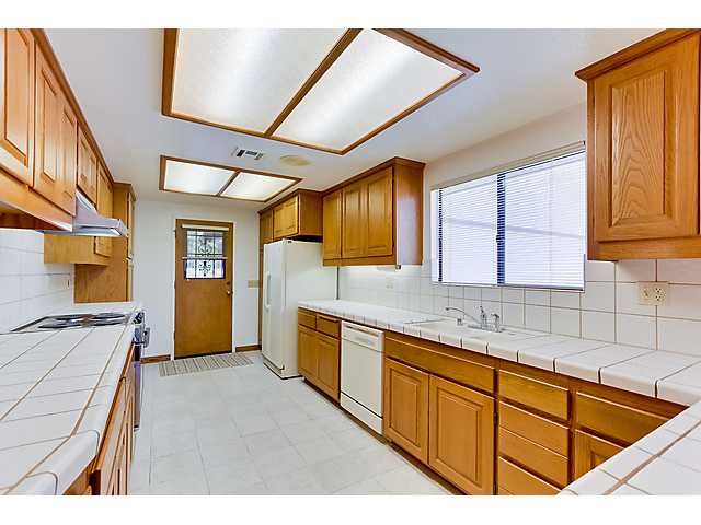 9140 Spice St, La Mesa, CA 91941 photo 13