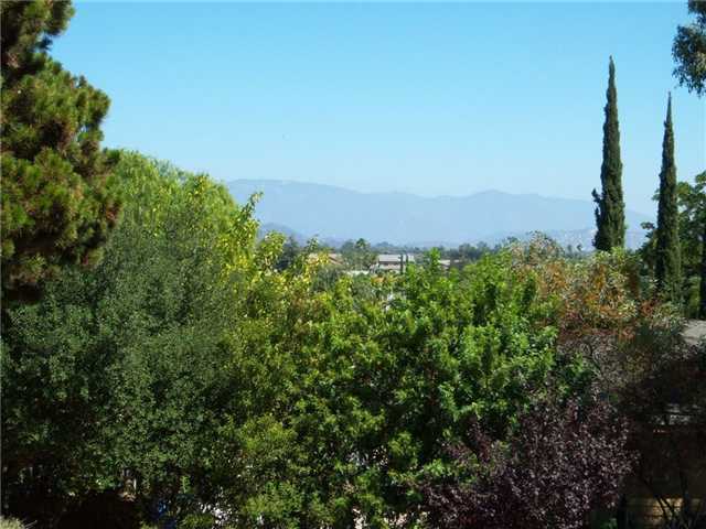 249 Almond St, Fallbrook, CA 92028 photo 6